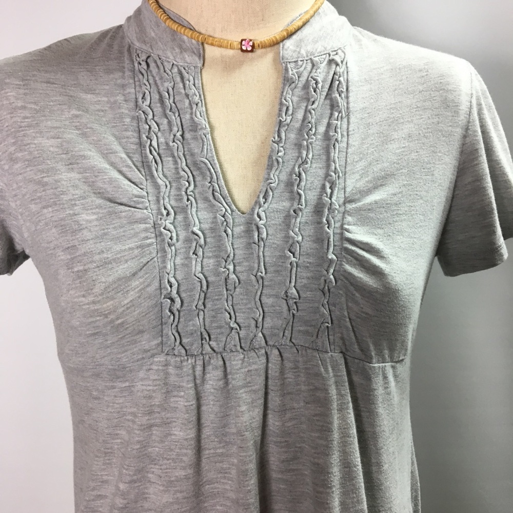 Sixteen Womens Top Grey Size L V Neck